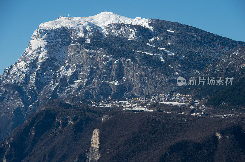 帕加内拉山， 特伦蒂诺